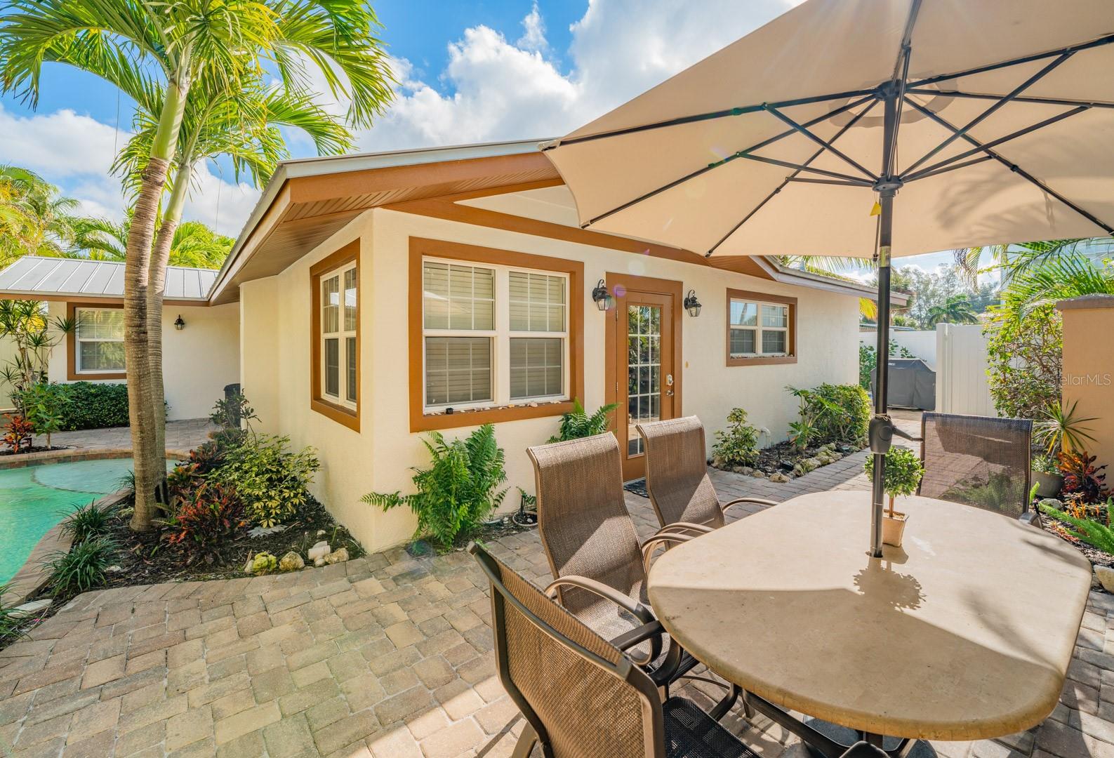 201 54TH ST, HOLMES BEACH, FL, 34217