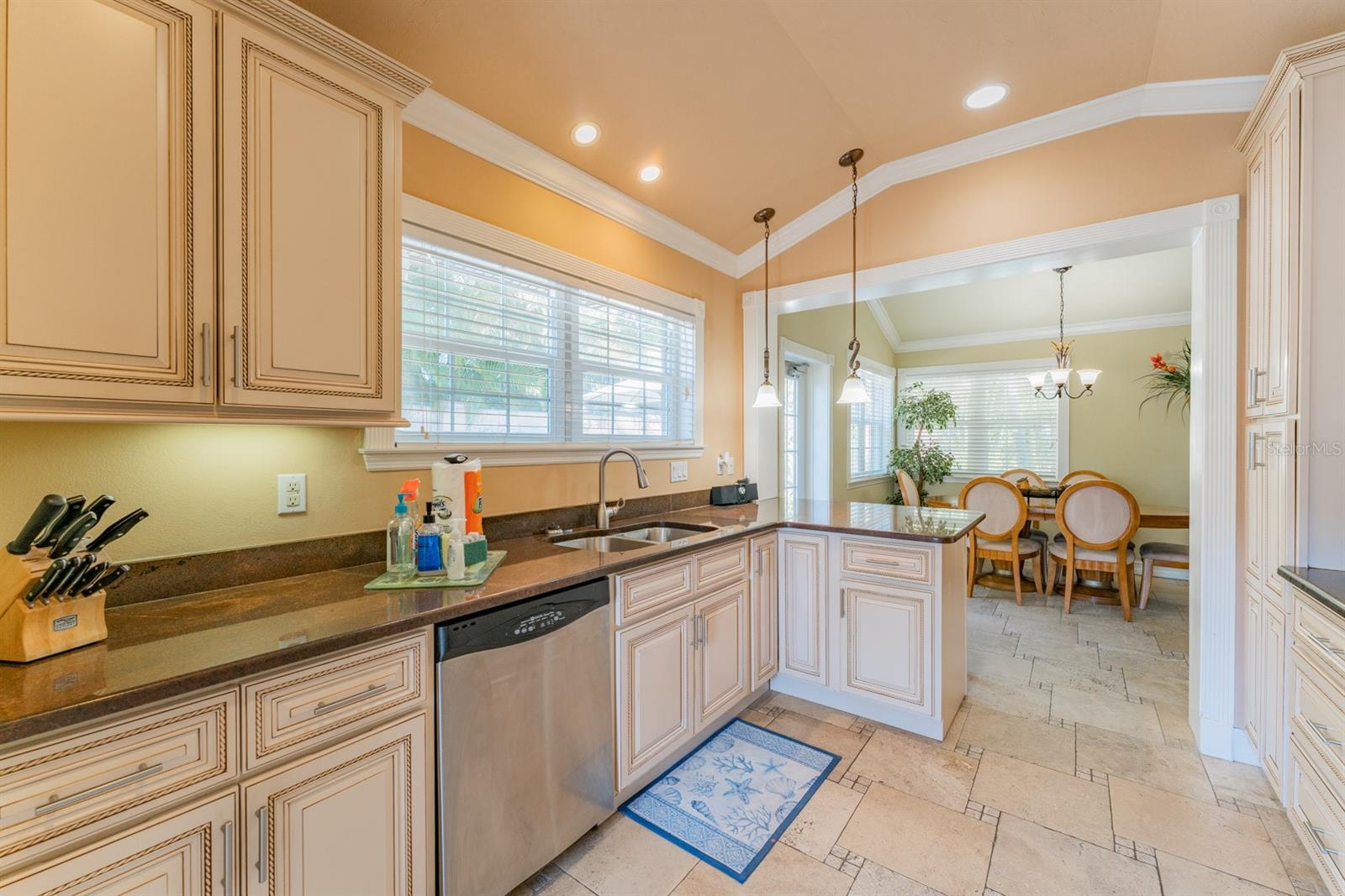 201 54TH ST, HOLMES BEACH, FL, 34217