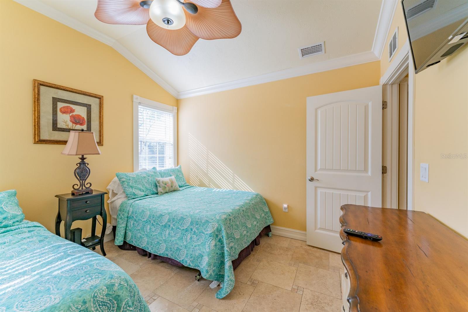 201 54TH ST, HOLMES BEACH, FL, 34217