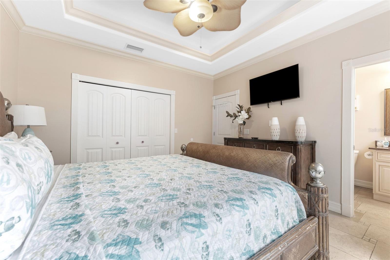 201 54TH ST, HOLMES BEACH, FL, 34217