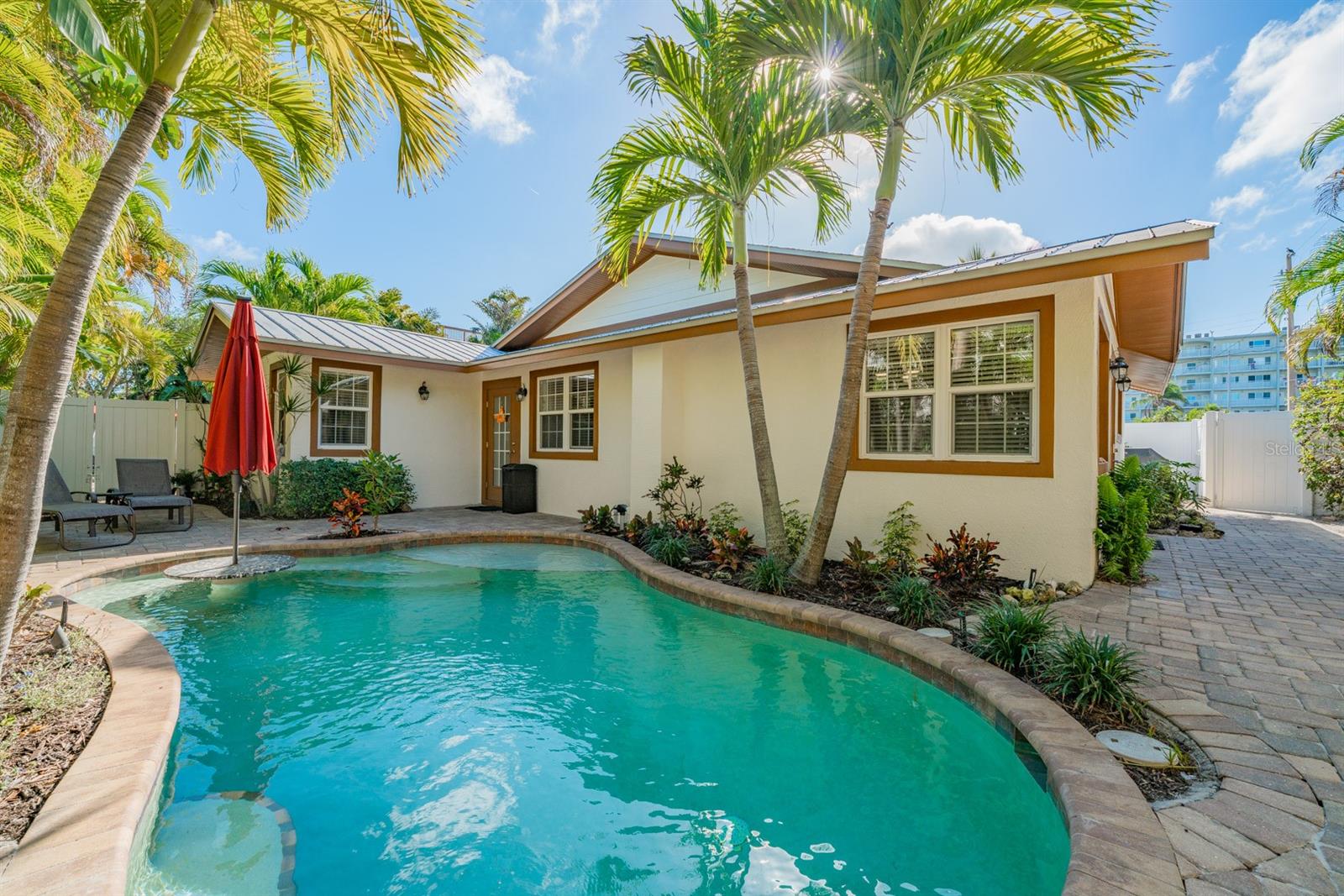 201 54TH ST, HOLMES BEACH, FL, 34217