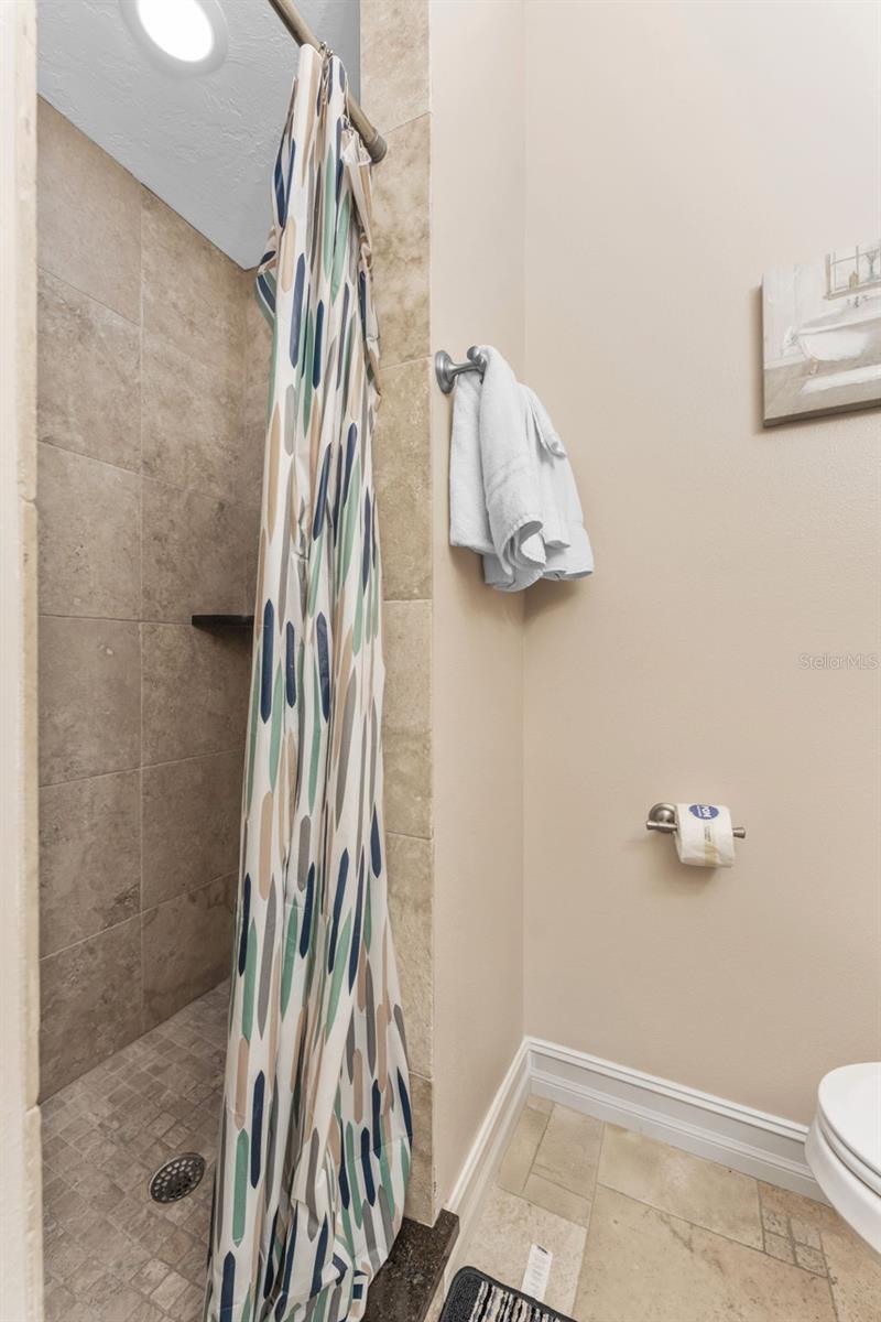 201 54TH ST, HOLMES BEACH, FL, 34217