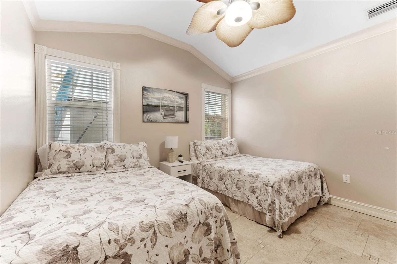 201 54TH ST, HOLMES BEACH, FL, 34217