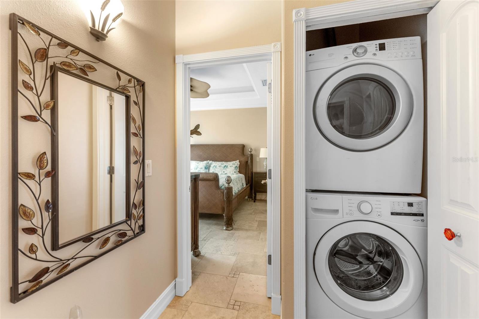 201 54TH ST, HOLMES BEACH, FL, 34217