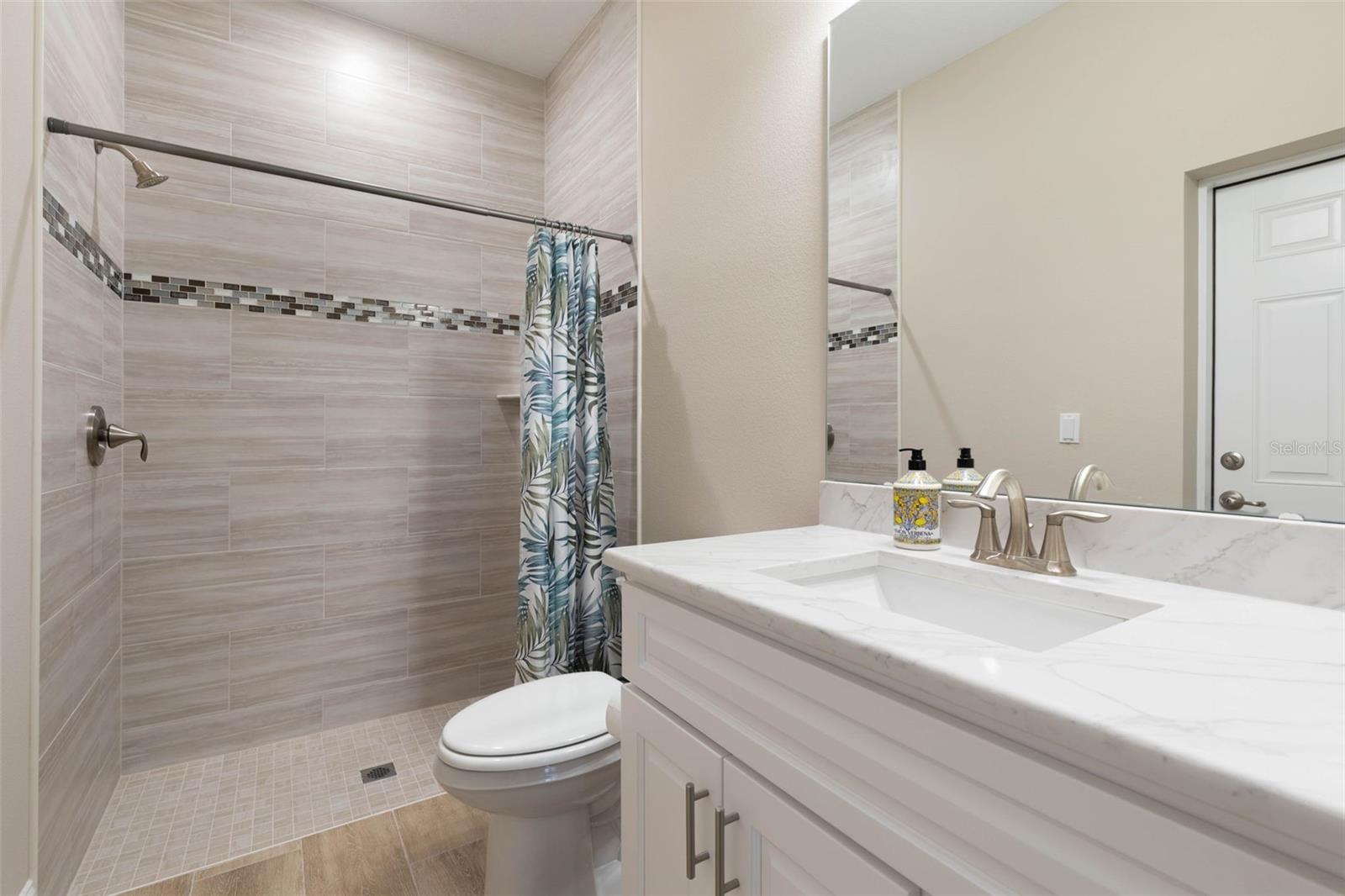 25 EGAN DR, PALM COAST, FL, 32164