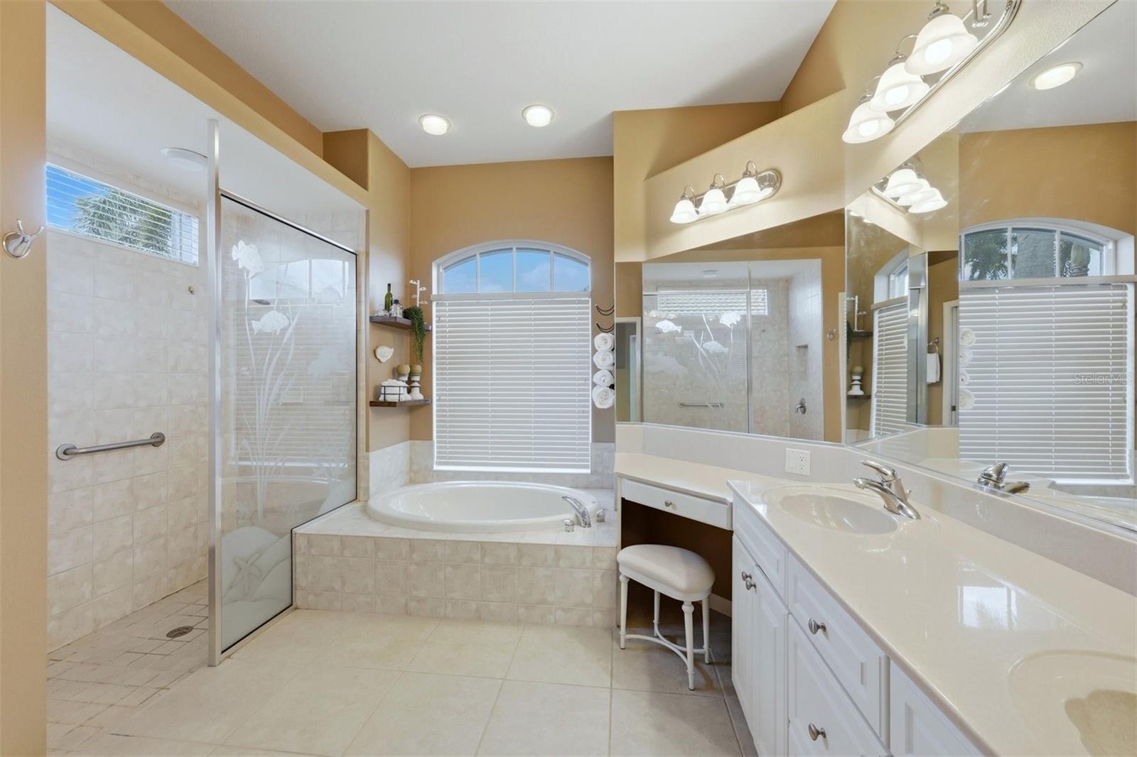 811 AMARYLLIS LN, VENICE, FL, 34292