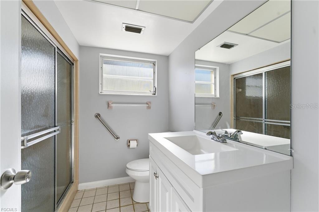 4 E GREENS CIR #4E, LEHIGH ACRES, FL, 33936