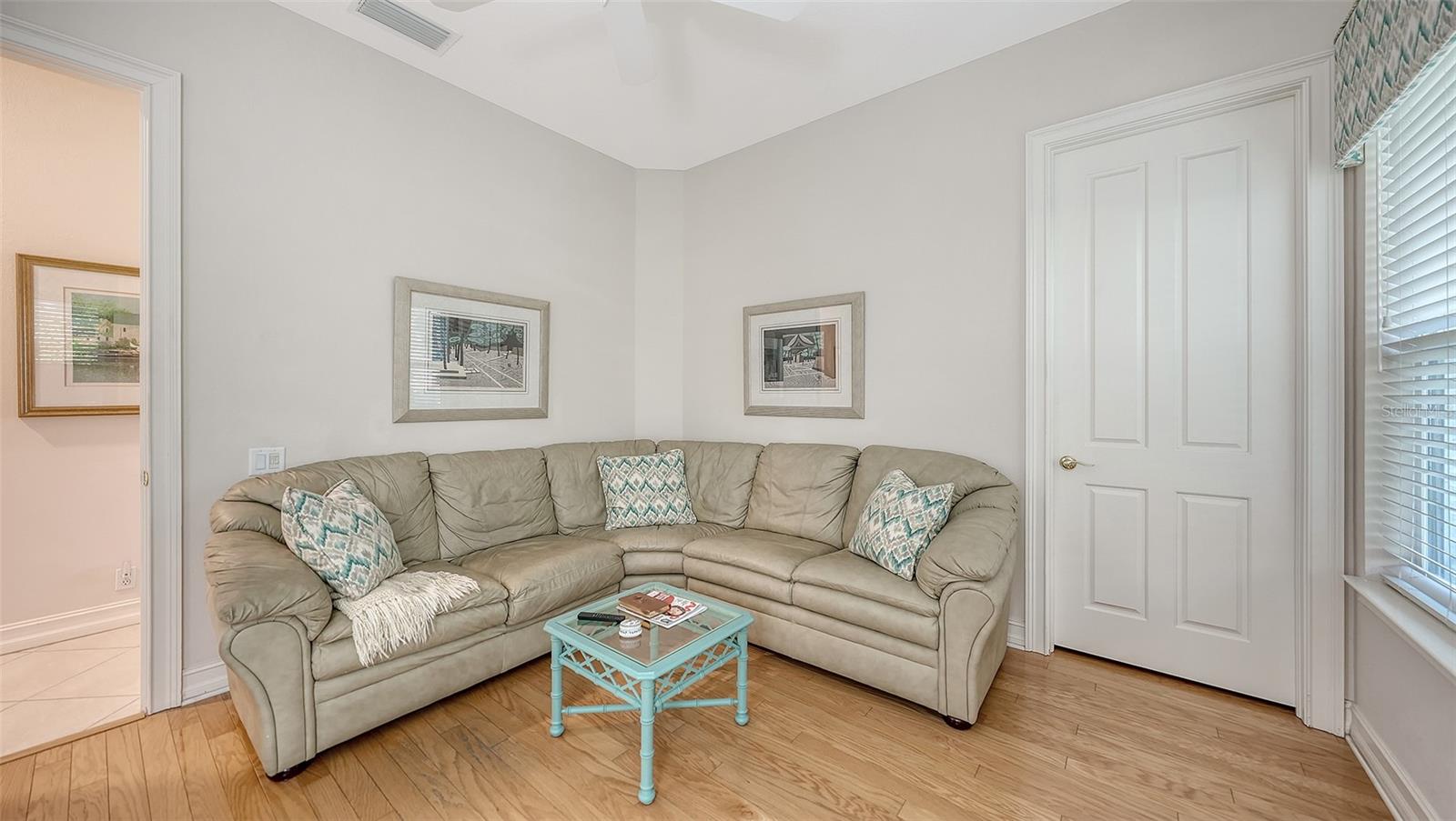 A4684136 Property Photo