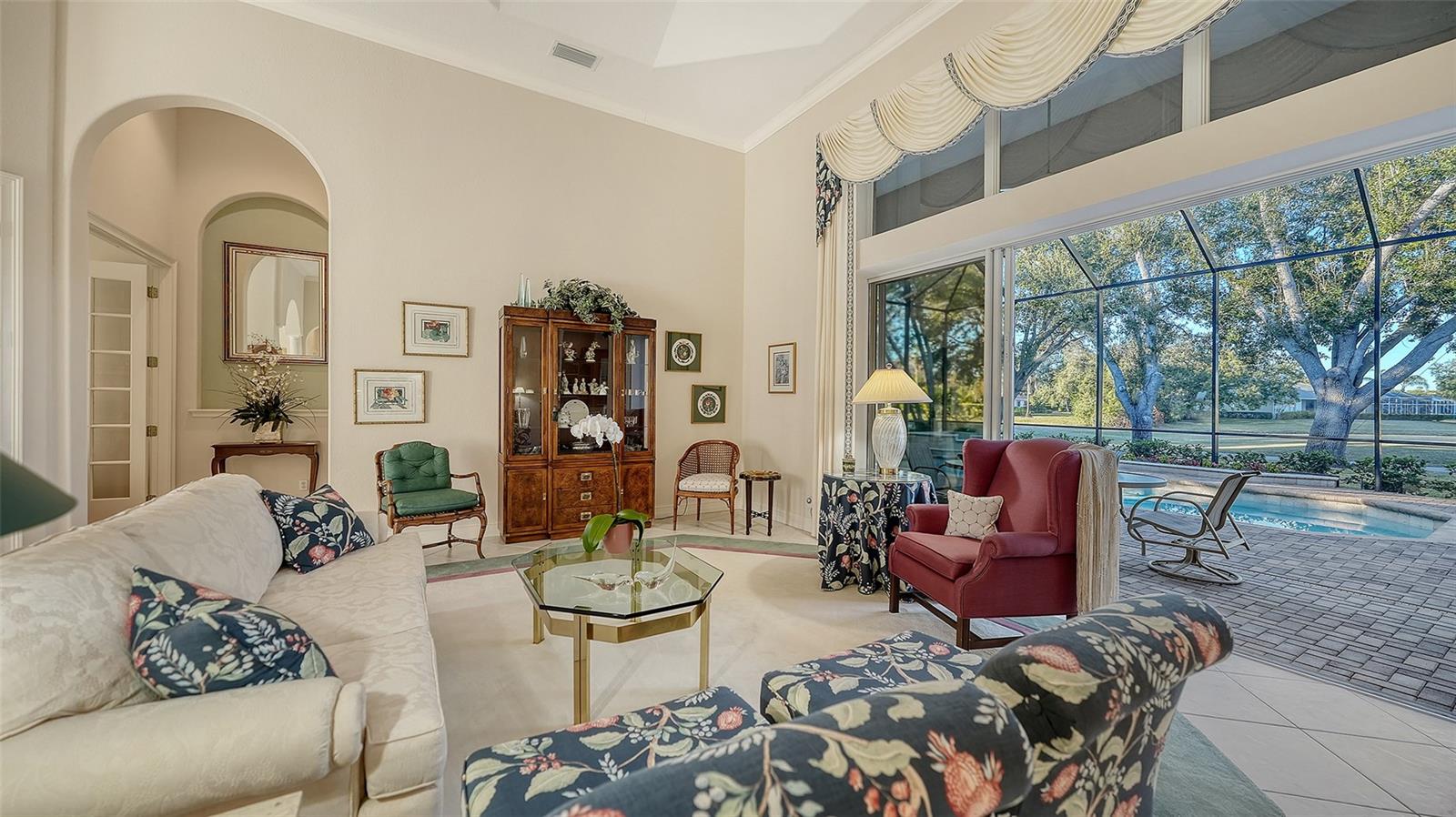 A4684136 Property Photo