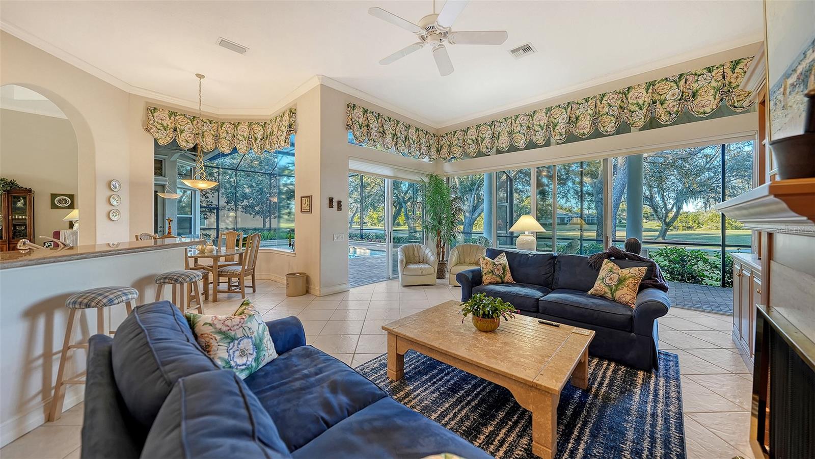 A4684136 Property Photo