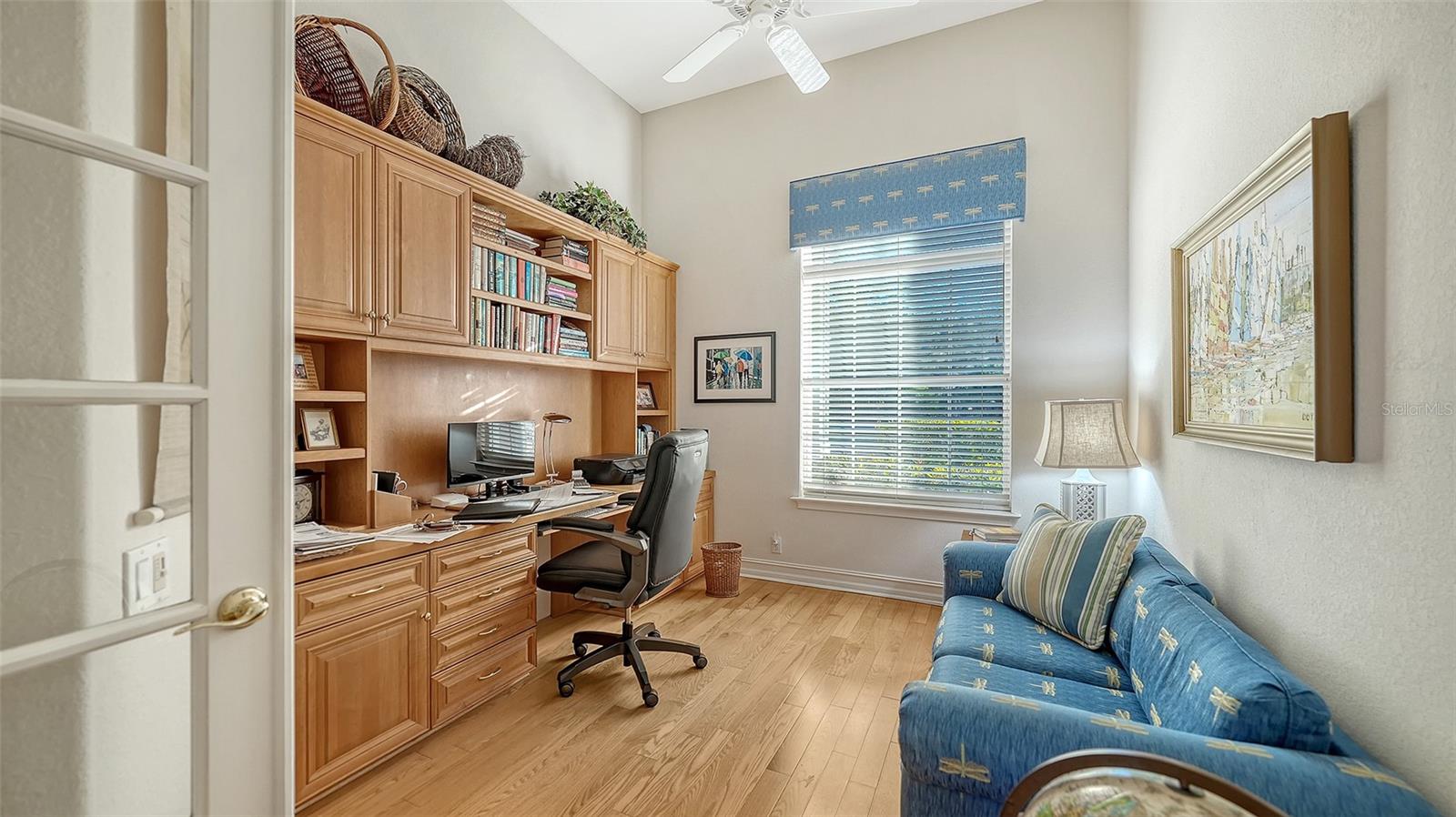 A4684136 Property Photo