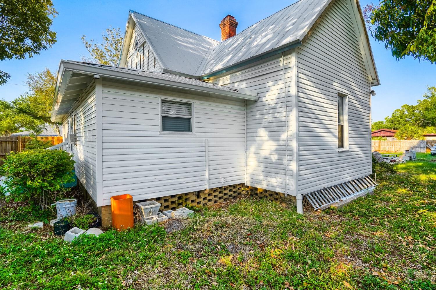 2523 10TH AVE W, BRADENTON, FL, 34205