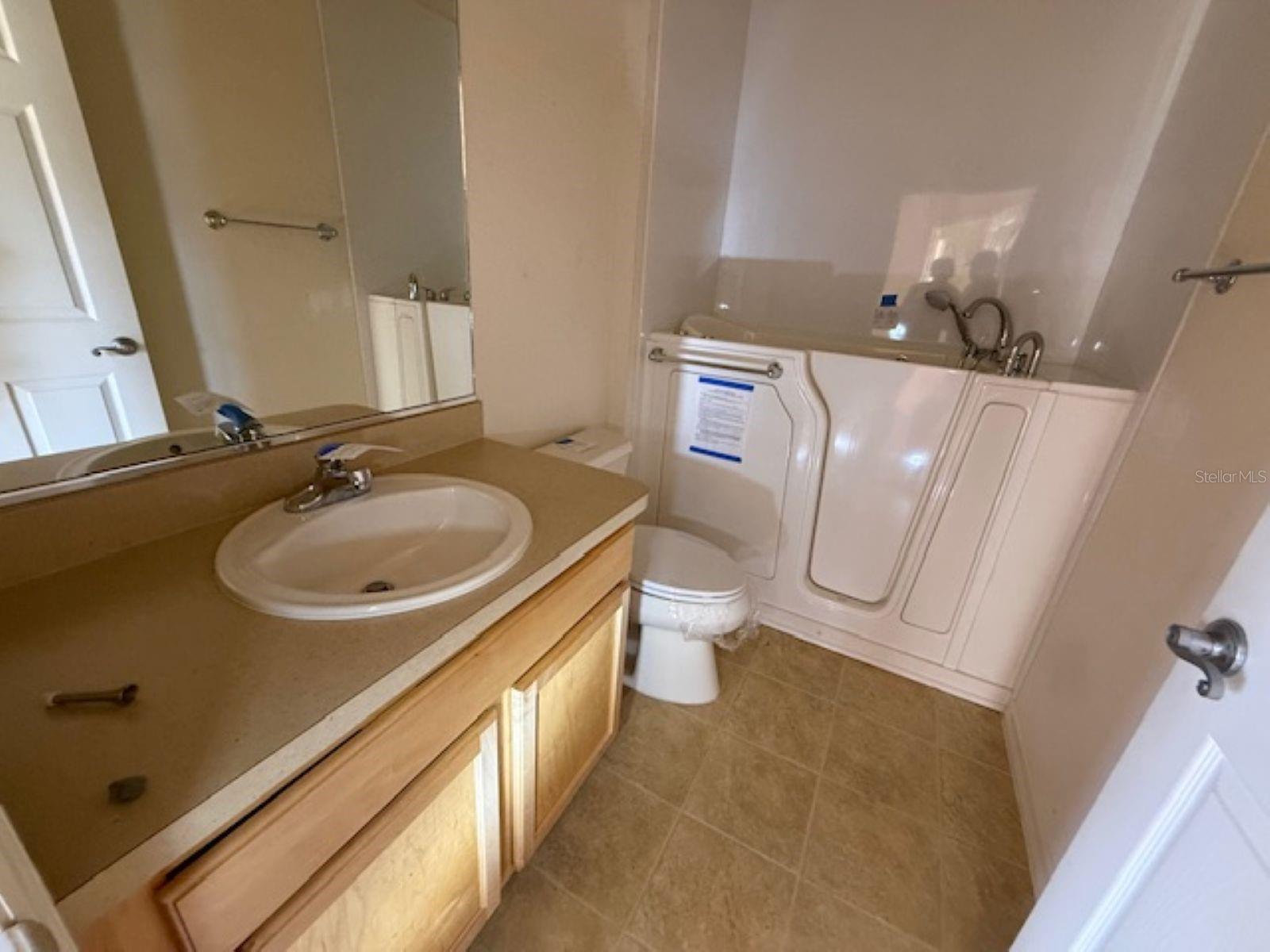 2440 IVERSON CT, THE VILLAGES, FL, 32162