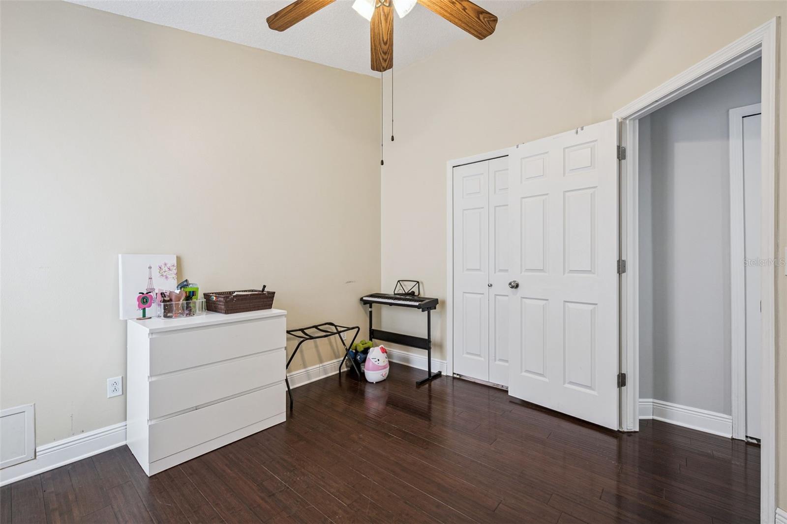 8128 WOODSWORTH DR, ORLANDO, FL, 32817