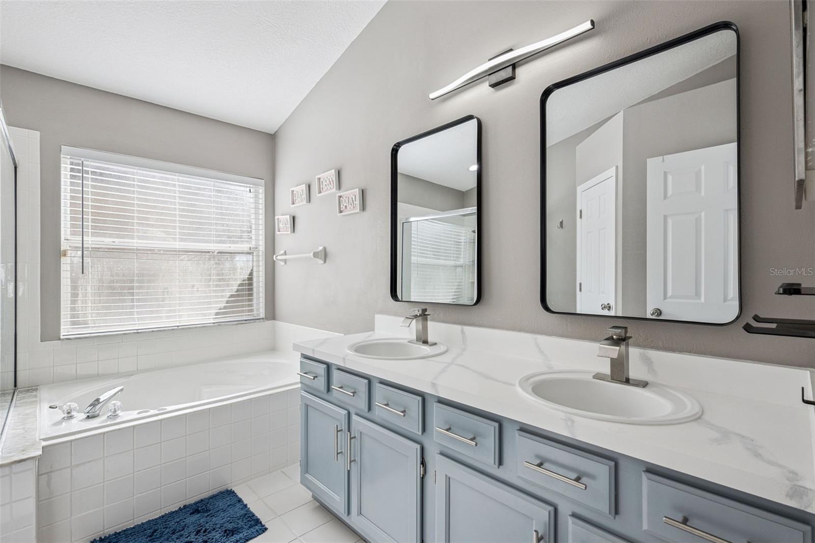 8128 WOODSWORTH DR, ORLANDO, FL, 32817