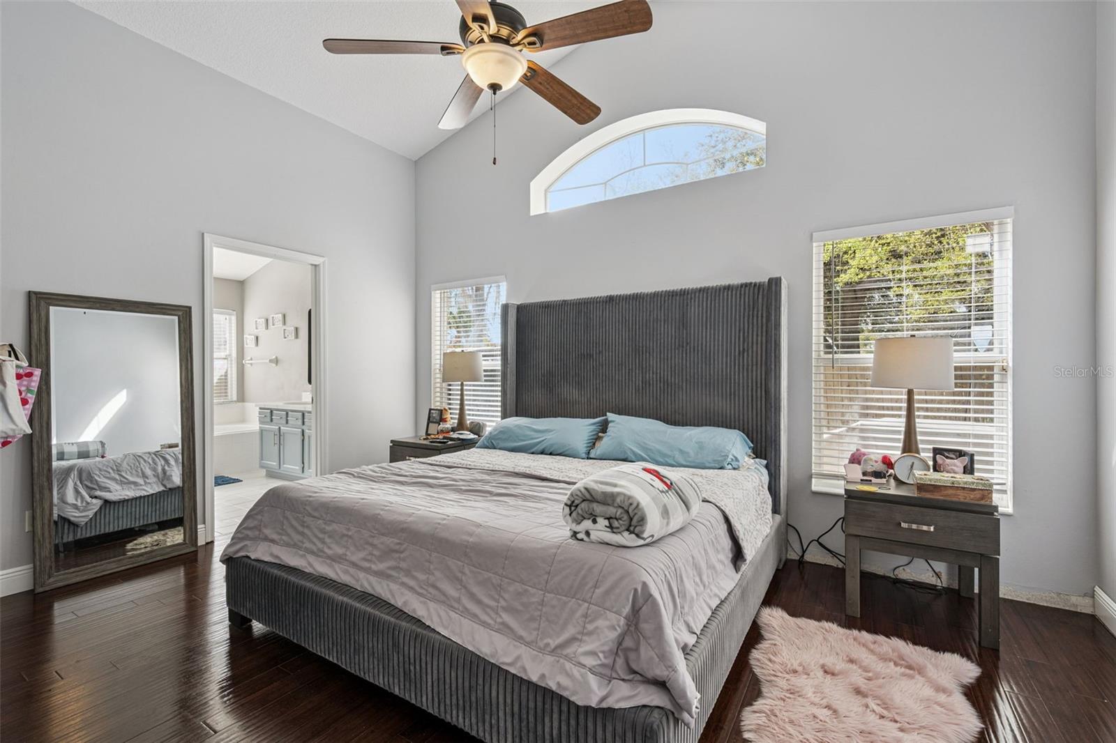 8128 WOODSWORTH DR, ORLANDO, FL, 32817