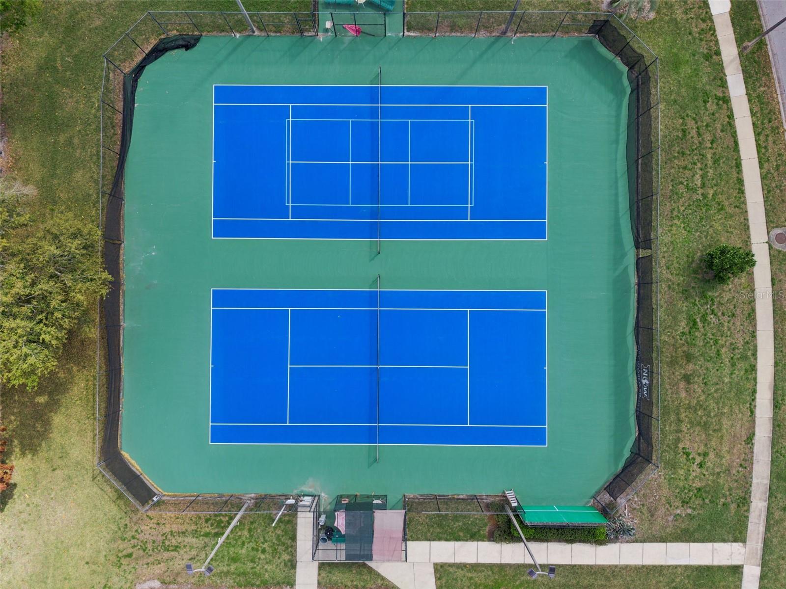 8128 WOODSWORTH DR, ORLANDO, FL, 32817