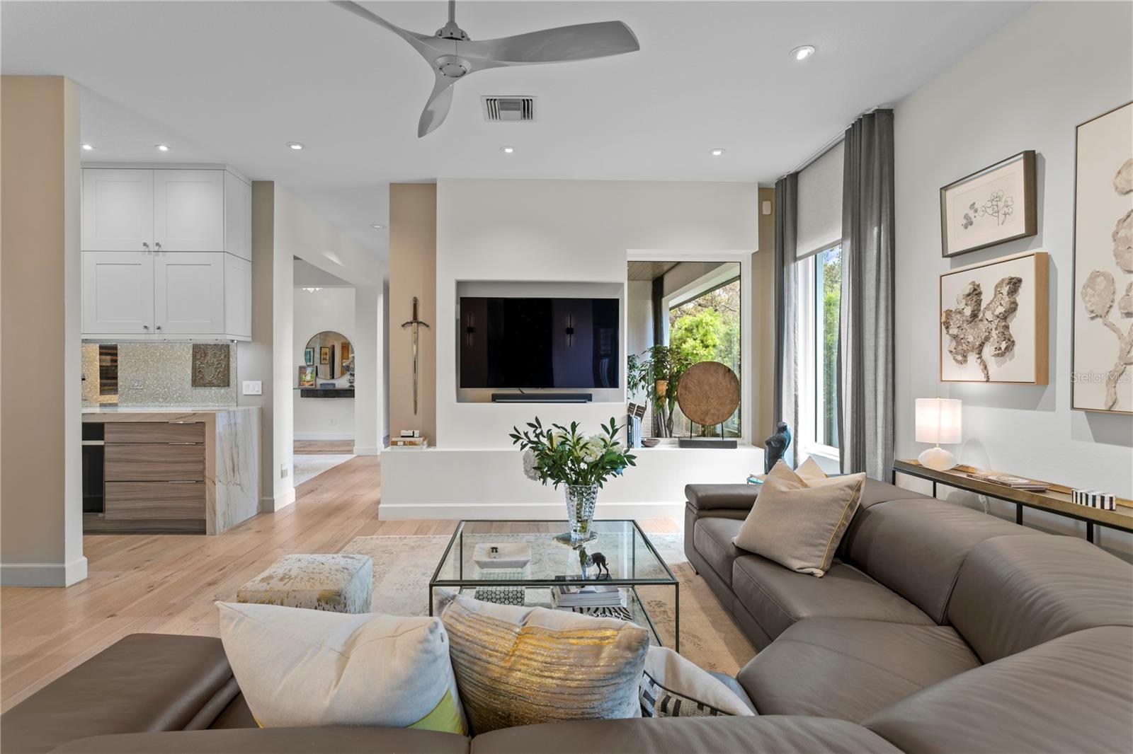 616 MARMORA AVE, TAMPA, FL, 33606