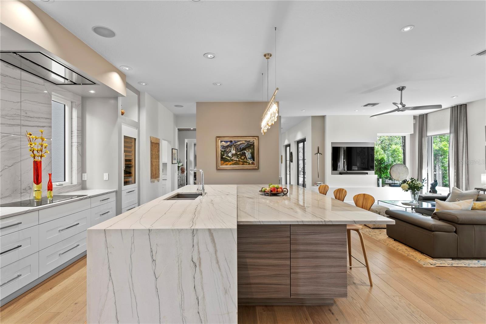 616 MARMORA AVE, TAMPA, FL, 33606