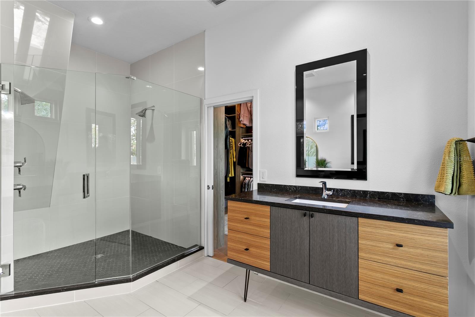 616 MARMORA AVE, TAMPA, FL, 33606