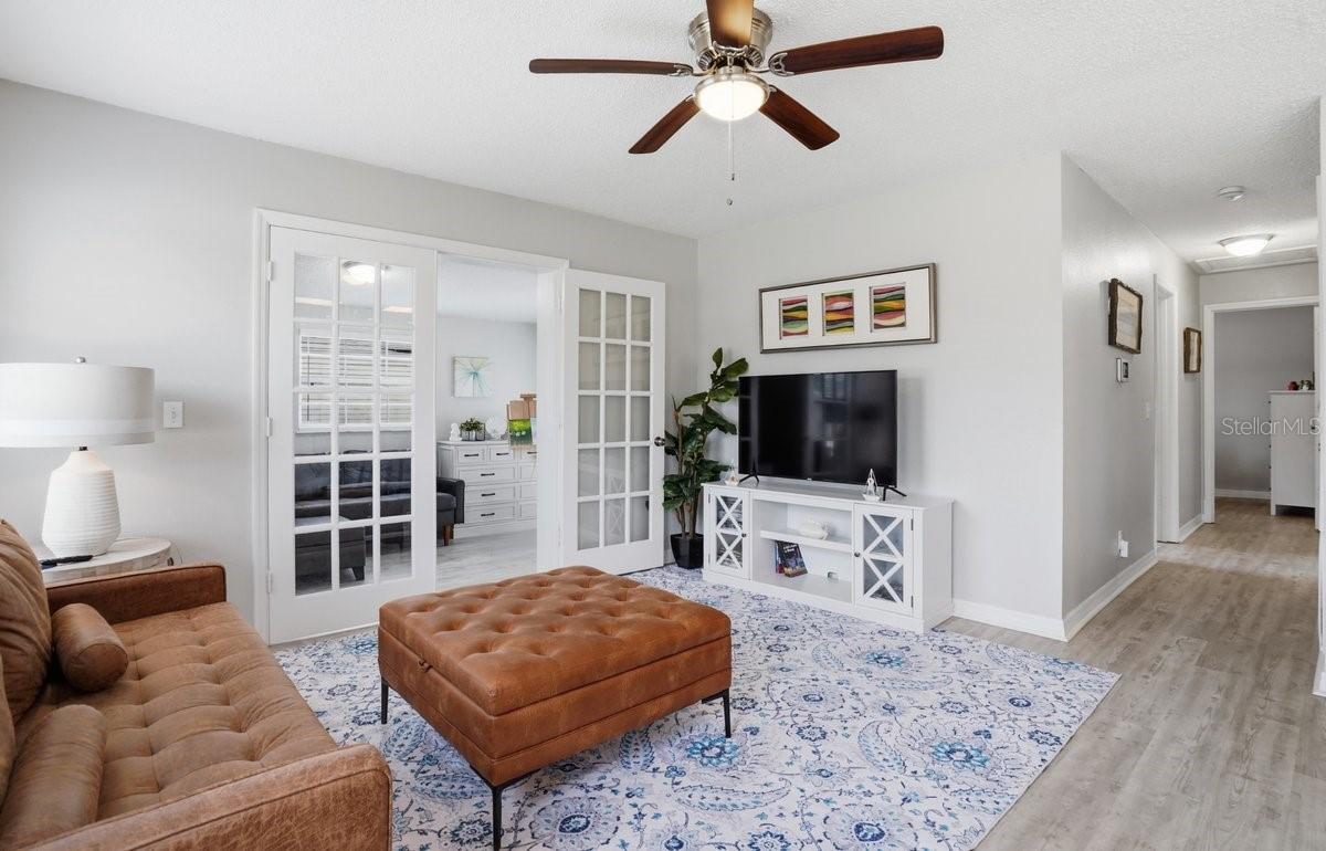 4424 W VARN AVE, TAMPA, FL, 33616