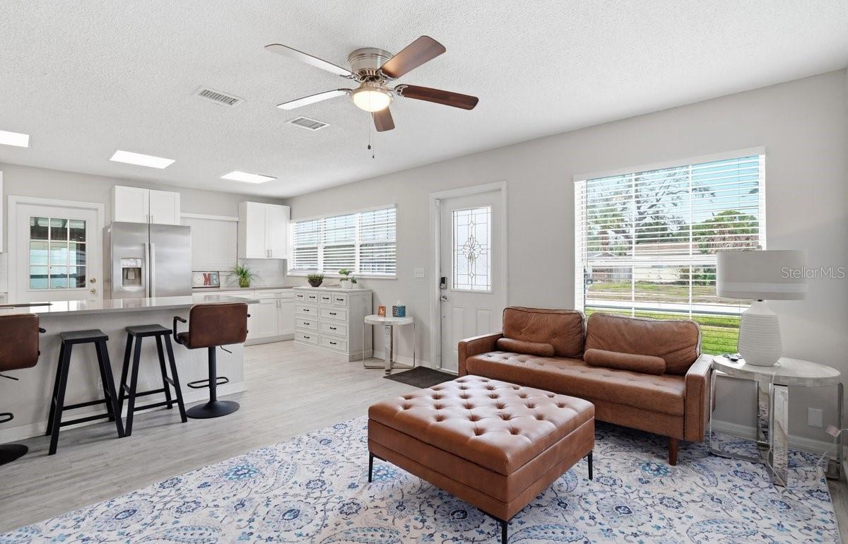 4424 W VARN AVE, TAMPA, FL, 33616