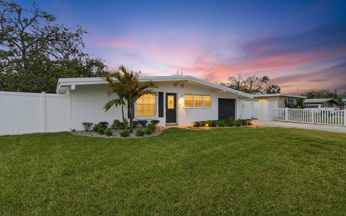 4424 W VARN AVE, TAMPA, FL, 33616