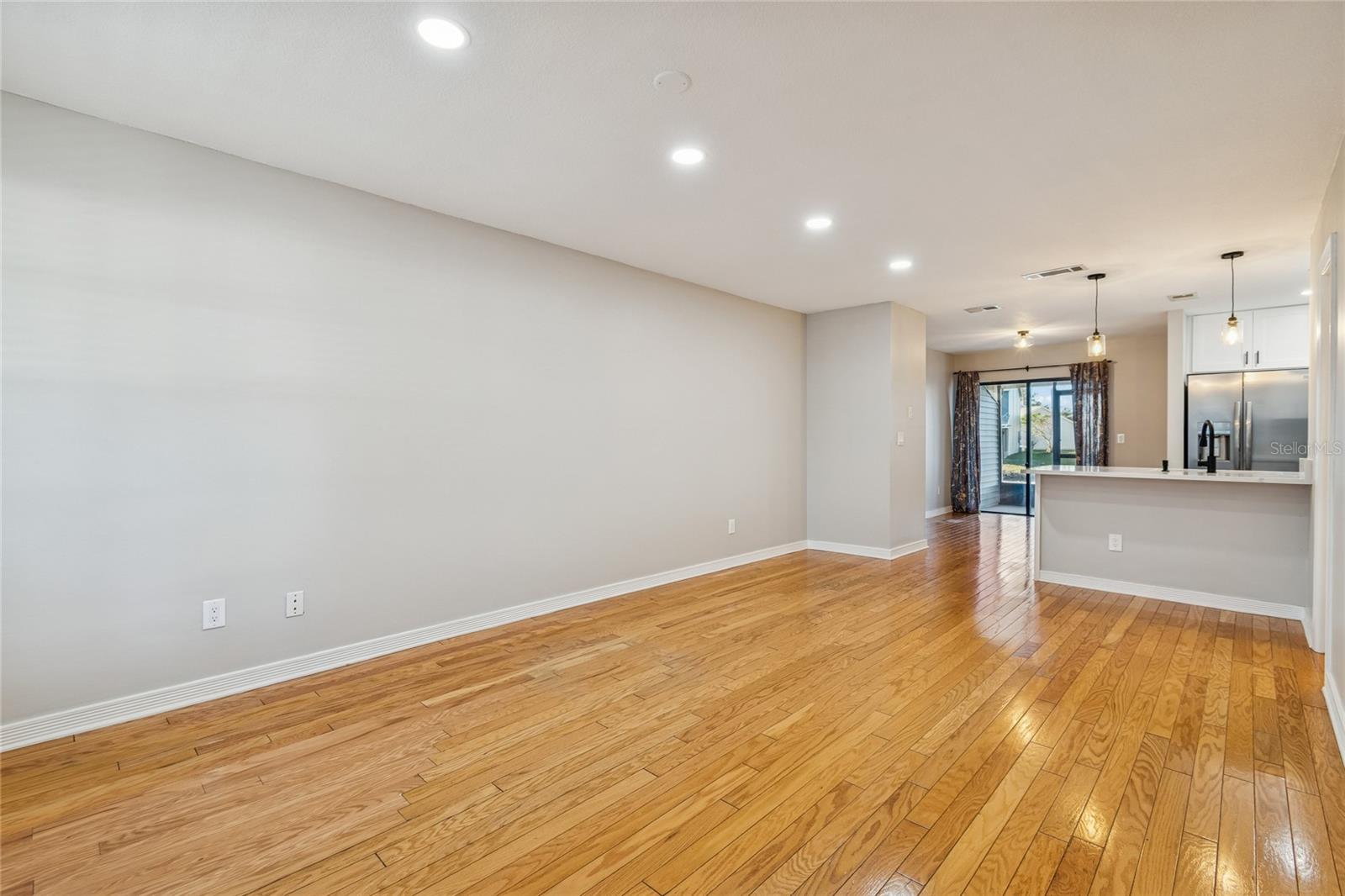 Recessed lights add brighness to the space!