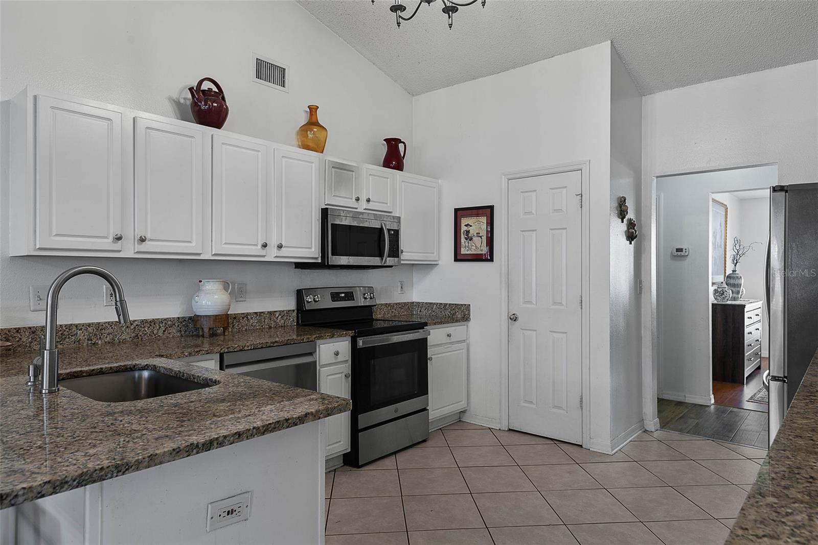 31 WESTMORELAND DR, PALM COAST, FL, 32164