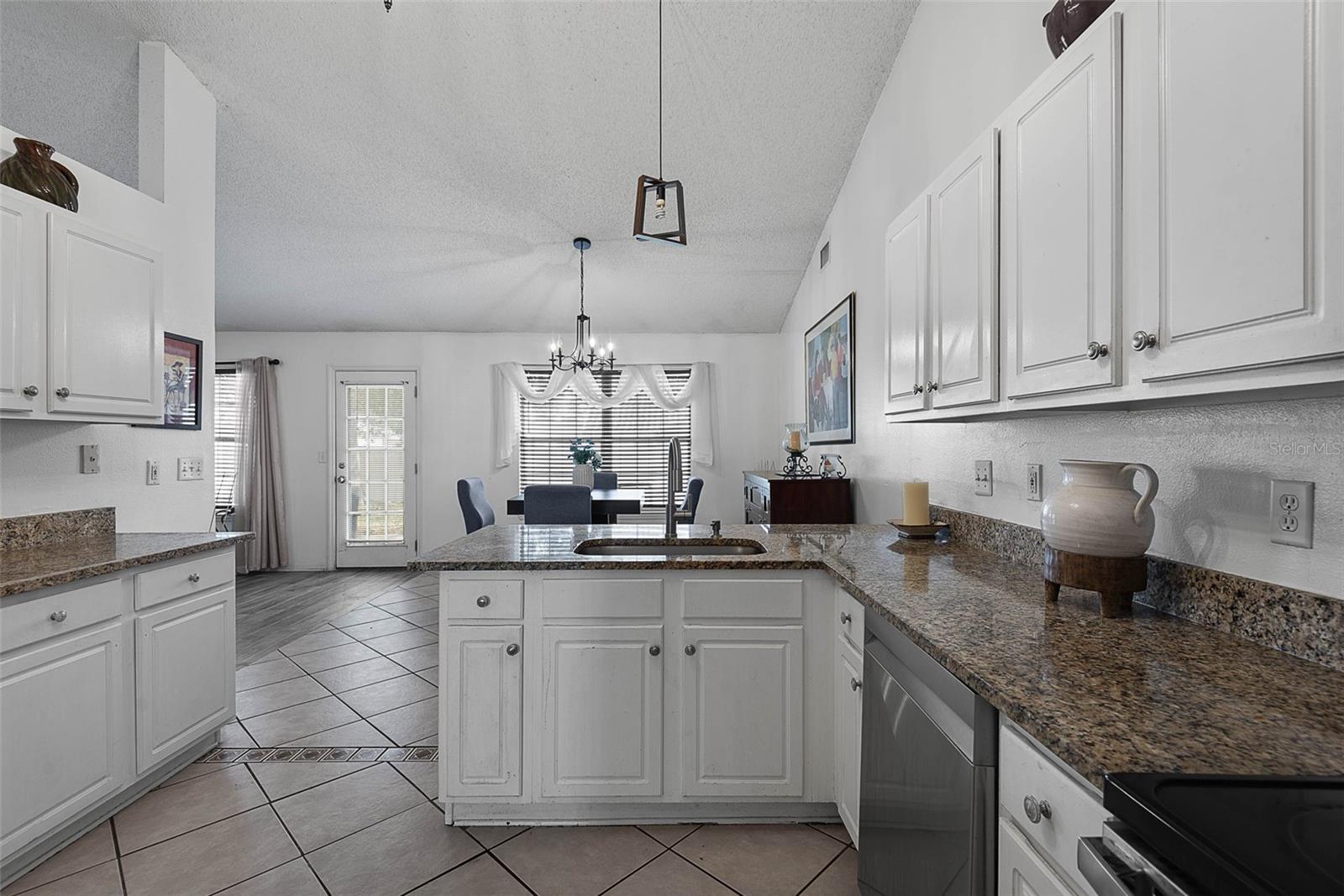 31 WESTMORELAND DR, PALM COAST, FL, 32164