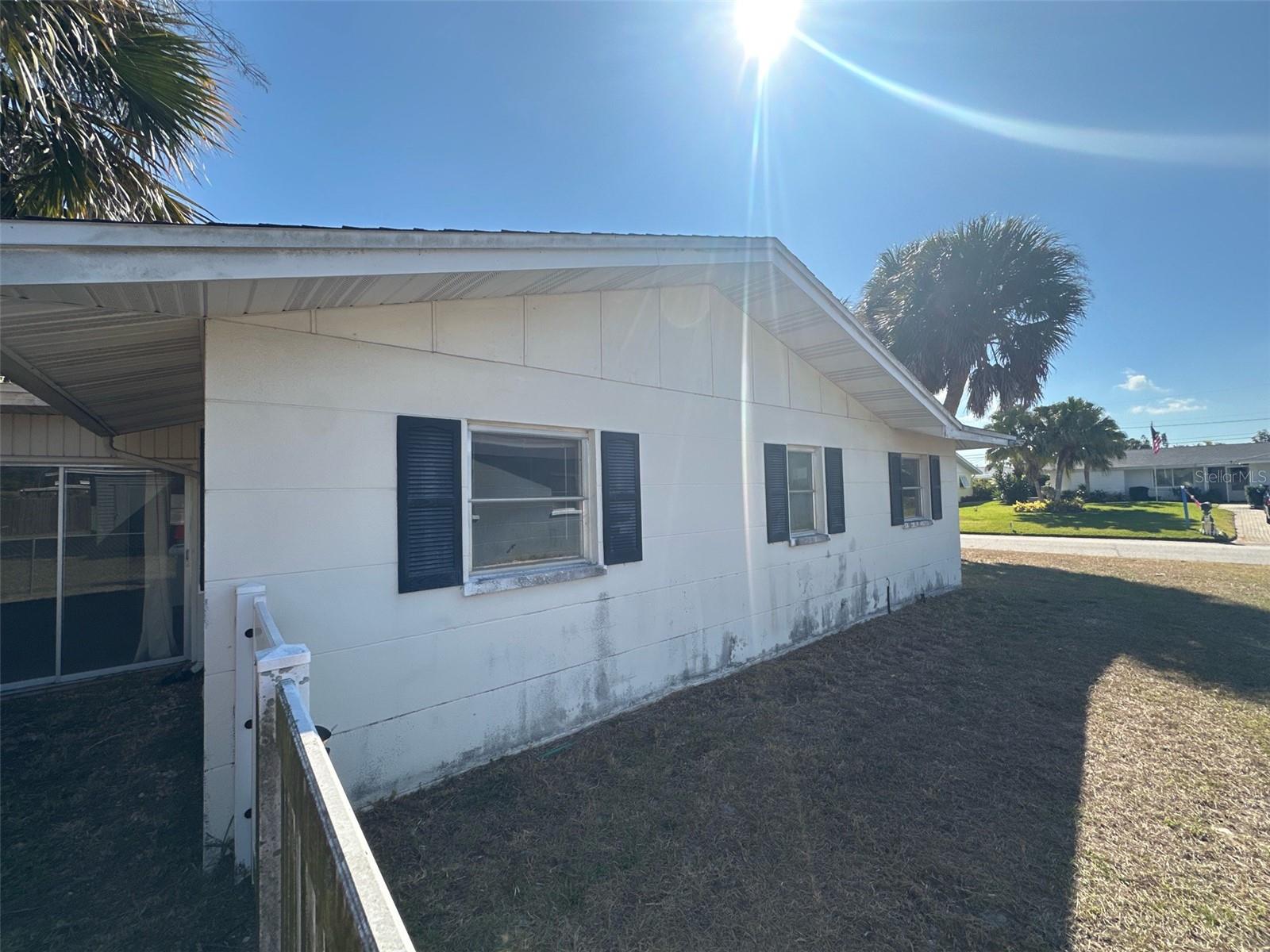 525 GLEN OAK RD, VENICE, FL, 34293