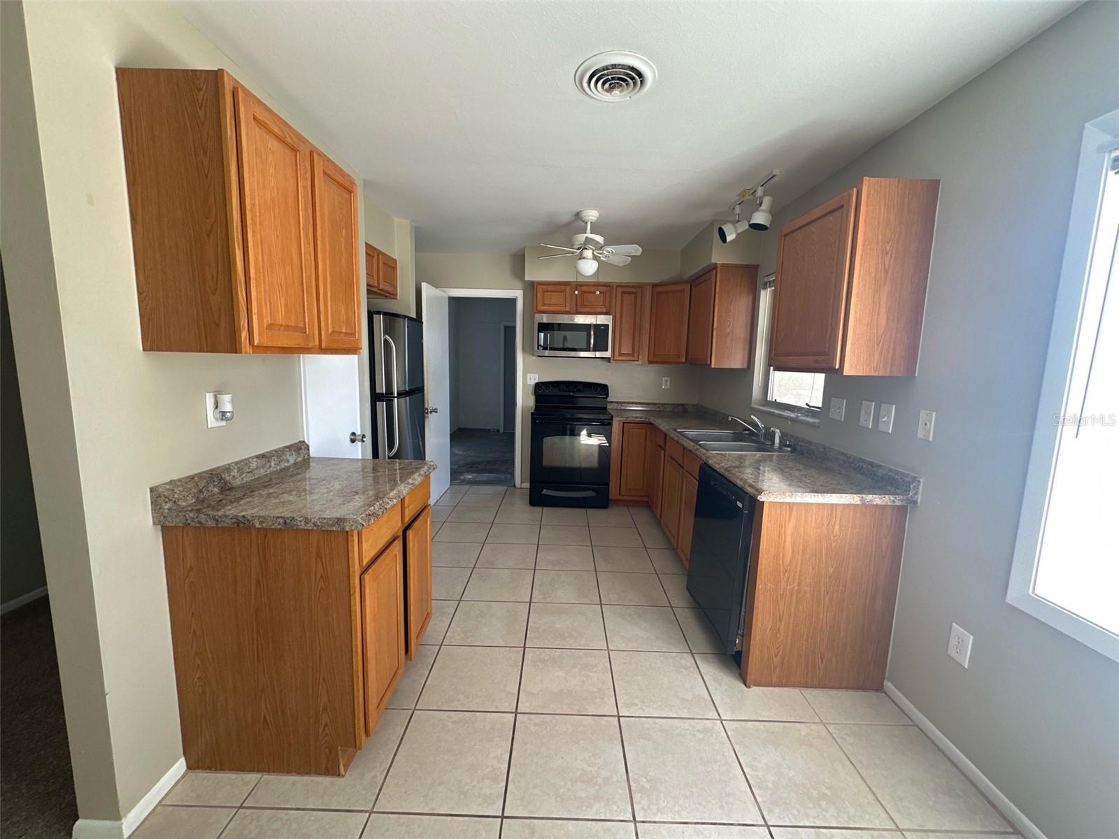 525 GLEN OAK RD, VENICE, FL, 34293