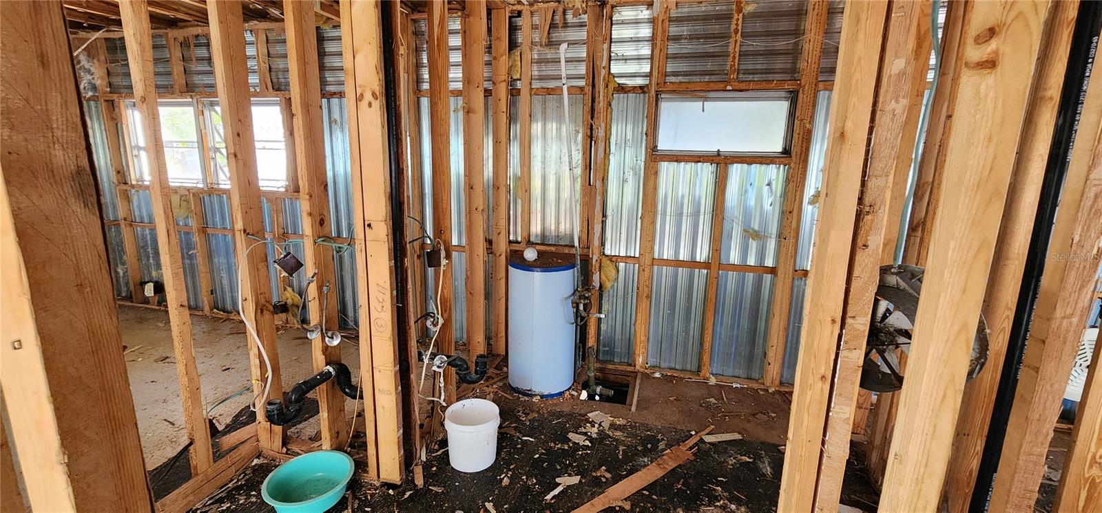 TB8481062 Property Photo