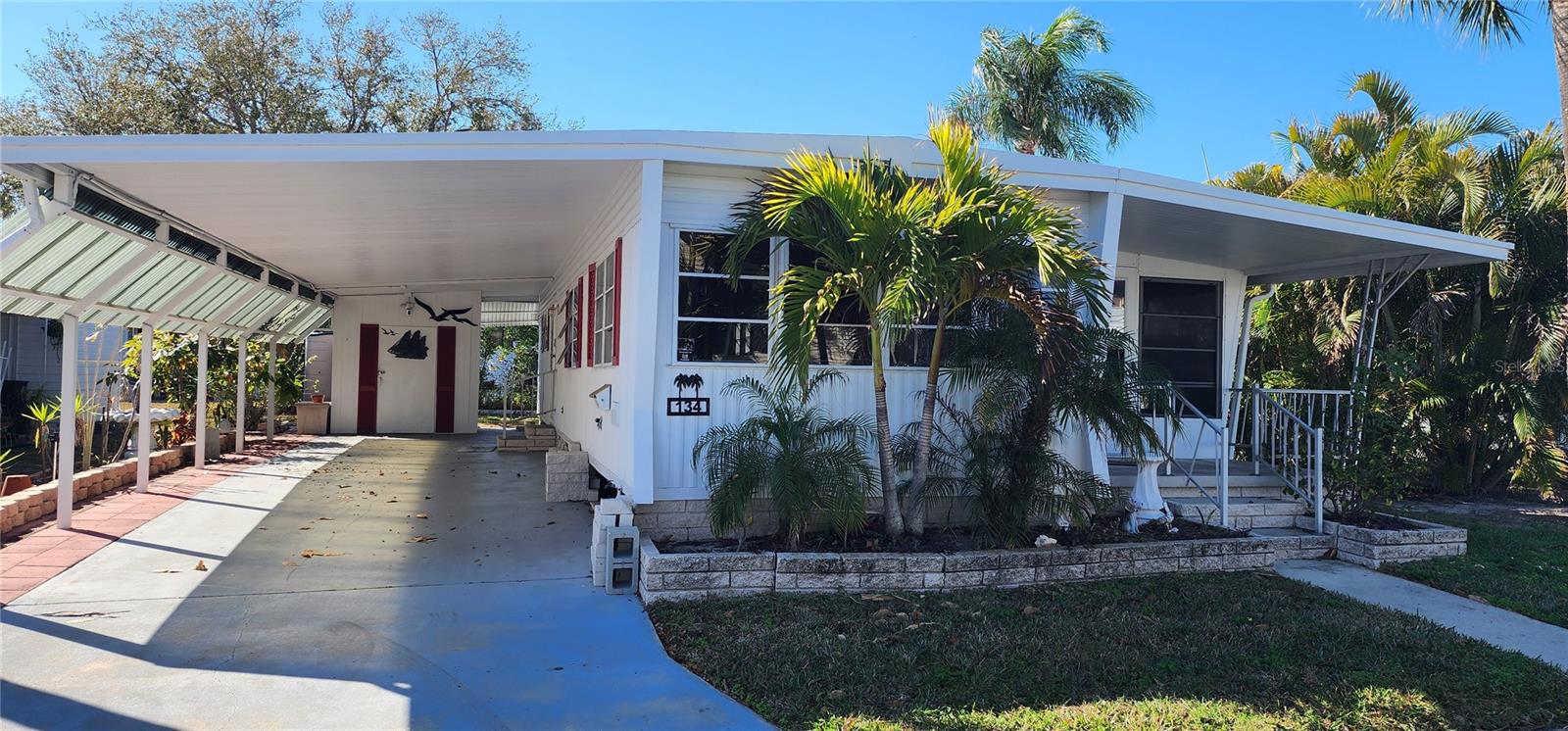 TB8481062 Property Photo