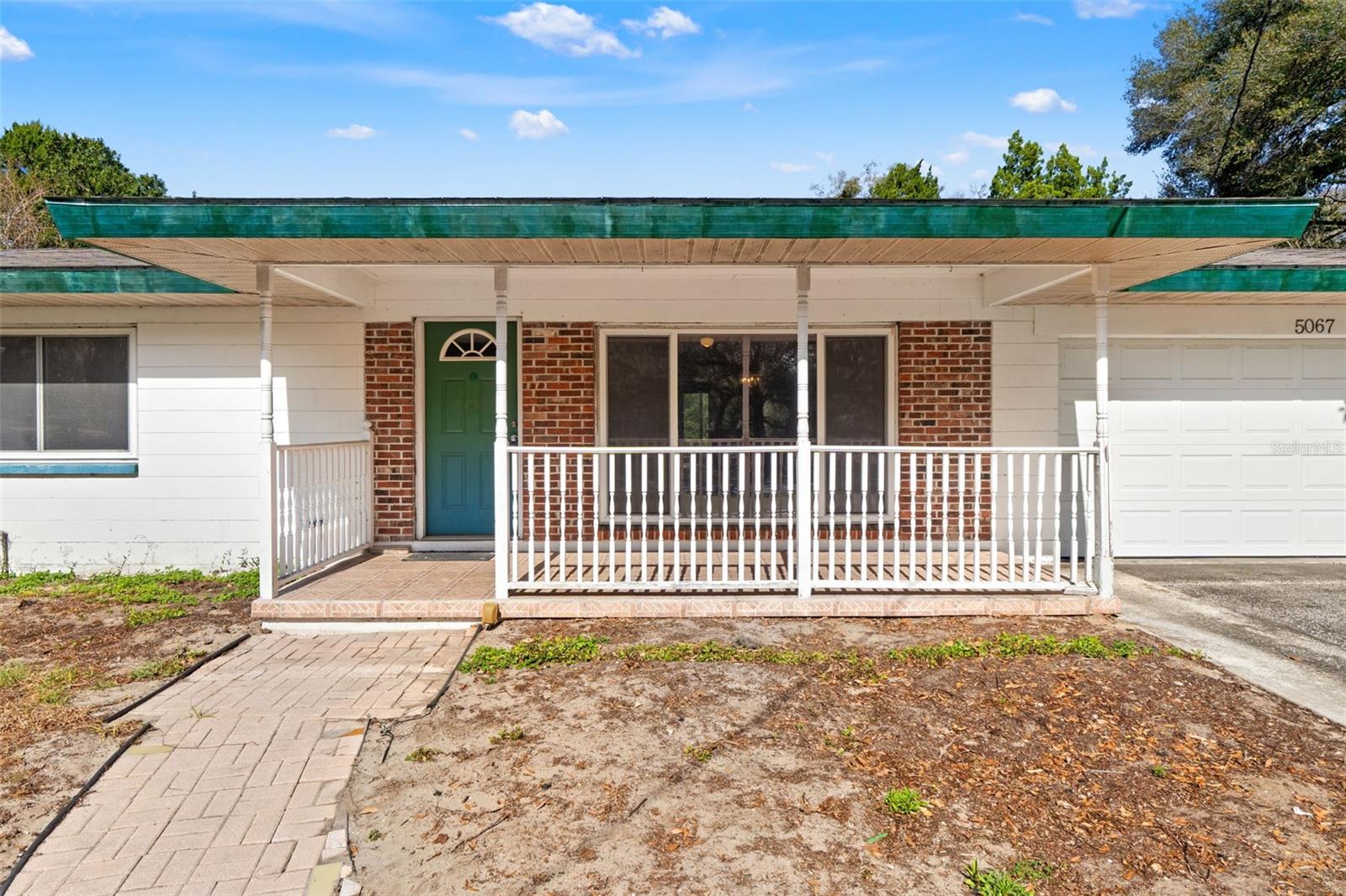 W7883438 Property Photo