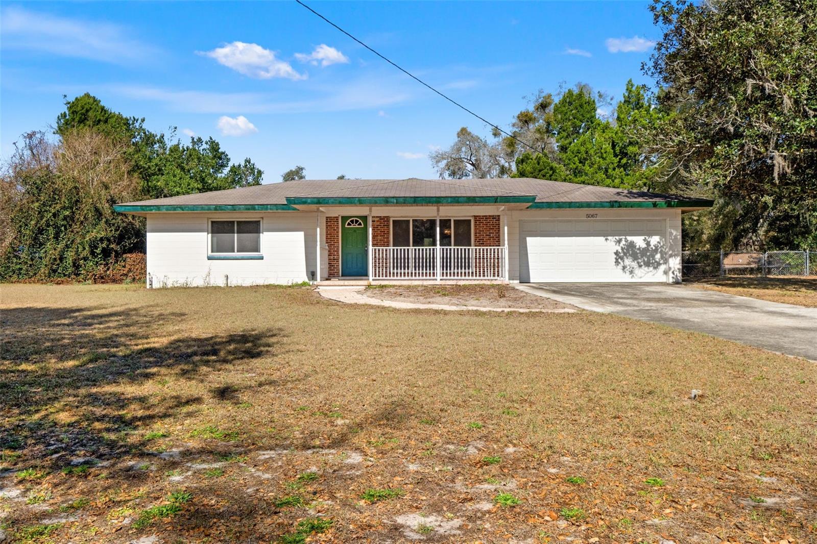 W7883438 Property Photo