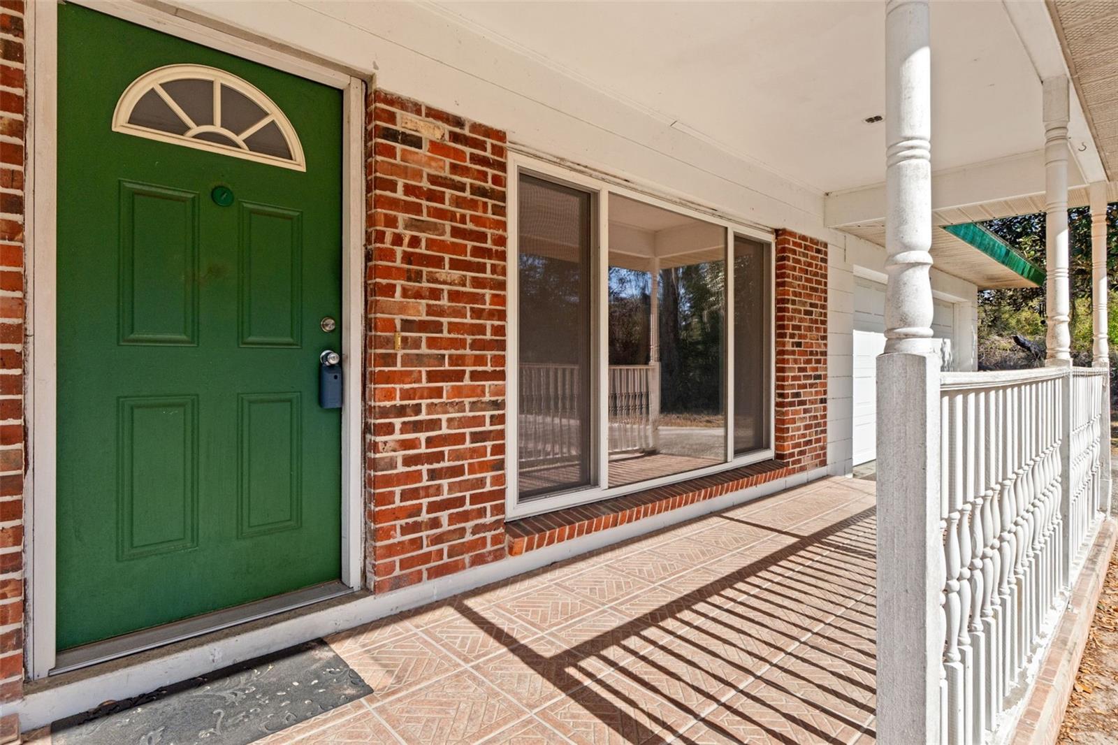 W7883438 Property Photo