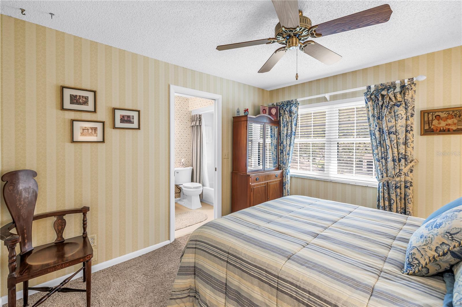 812 AMELIA CT NE, ST PETERSBURG, FL, 33702