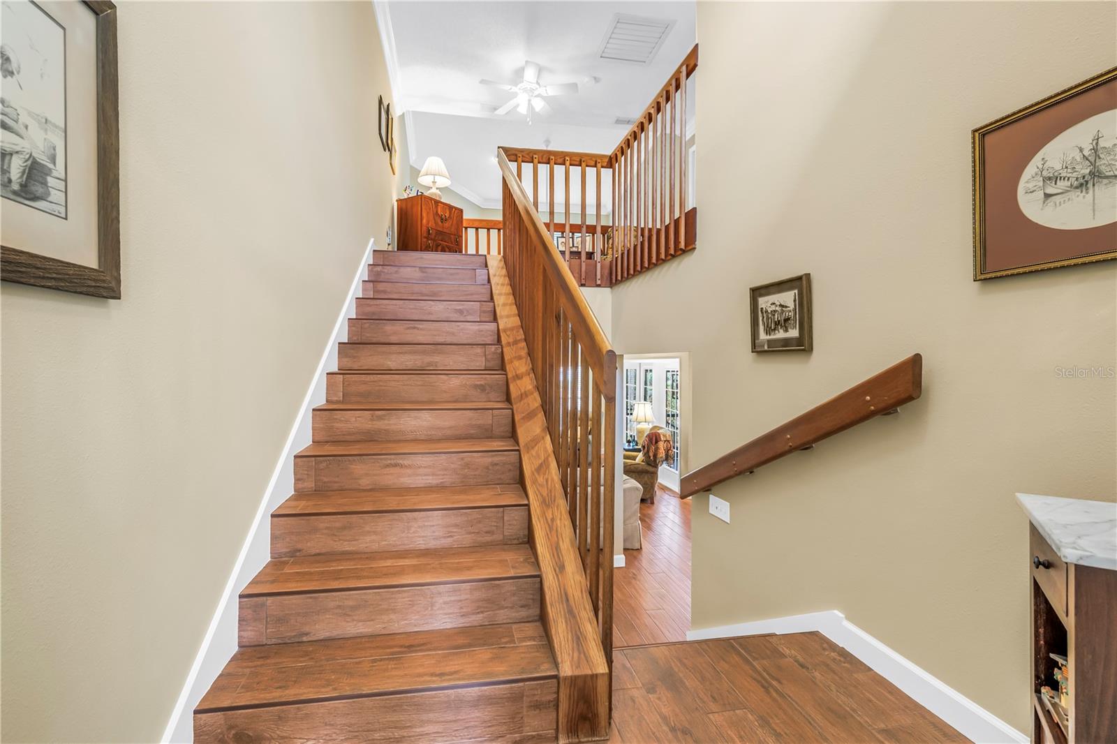 812 AMELIA CT NE, ST PETERSBURG, FL, 33702