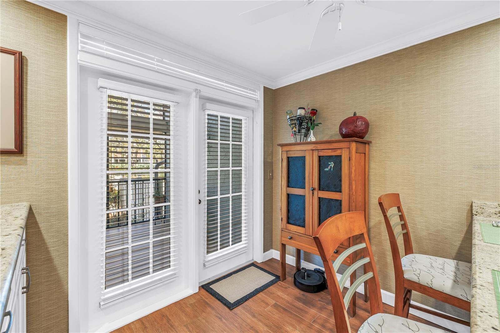 812 AMELIA CT NE, ST PETERSBURG, FL, 33702