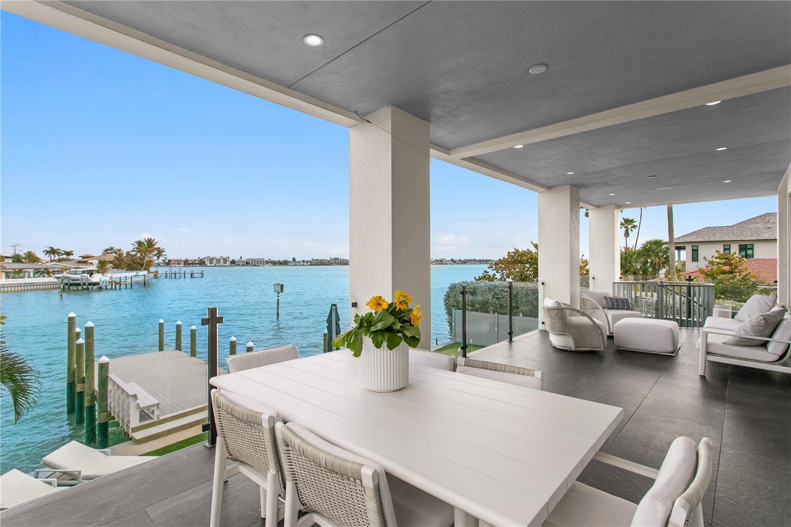 TB8481141 Property Photo