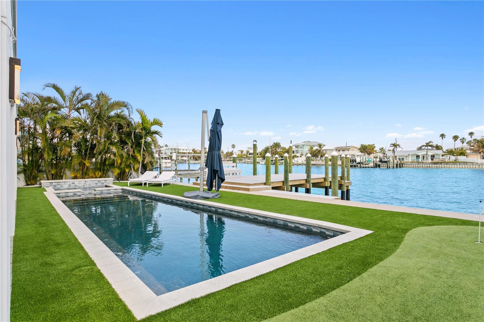 TB8481141 Property Photo