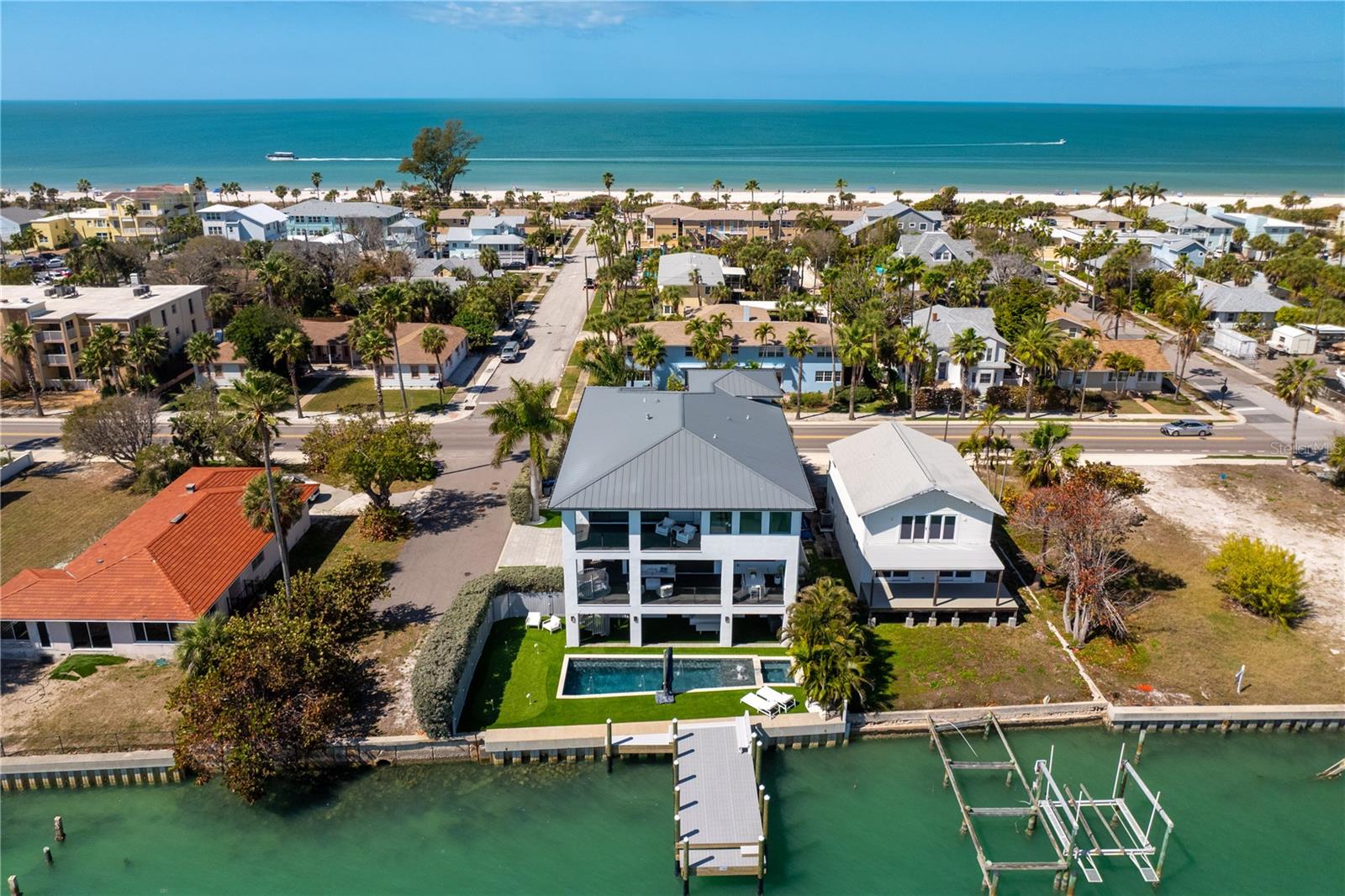 TB8481141 Property Photo