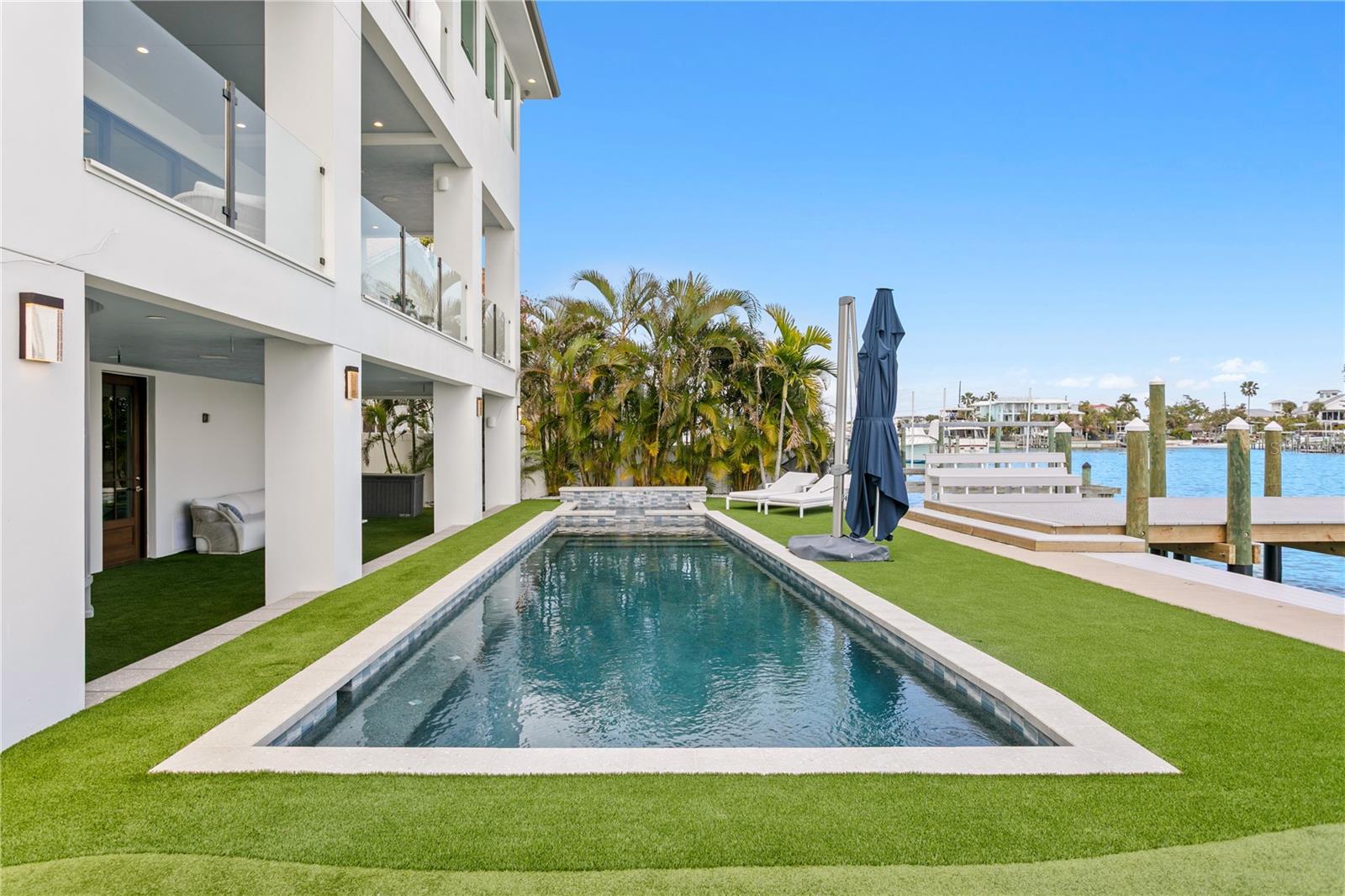 TB8481141 Property Photo