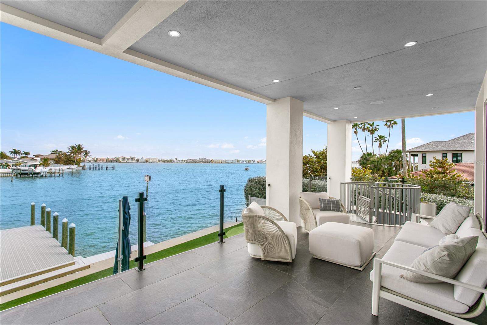 TB8481141 Property Photo