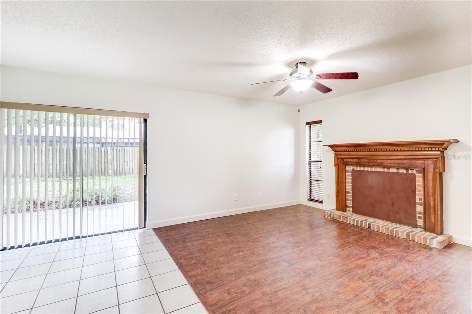 16107 COUNTRY CROSSING DR, TAMPA, FL, 33624