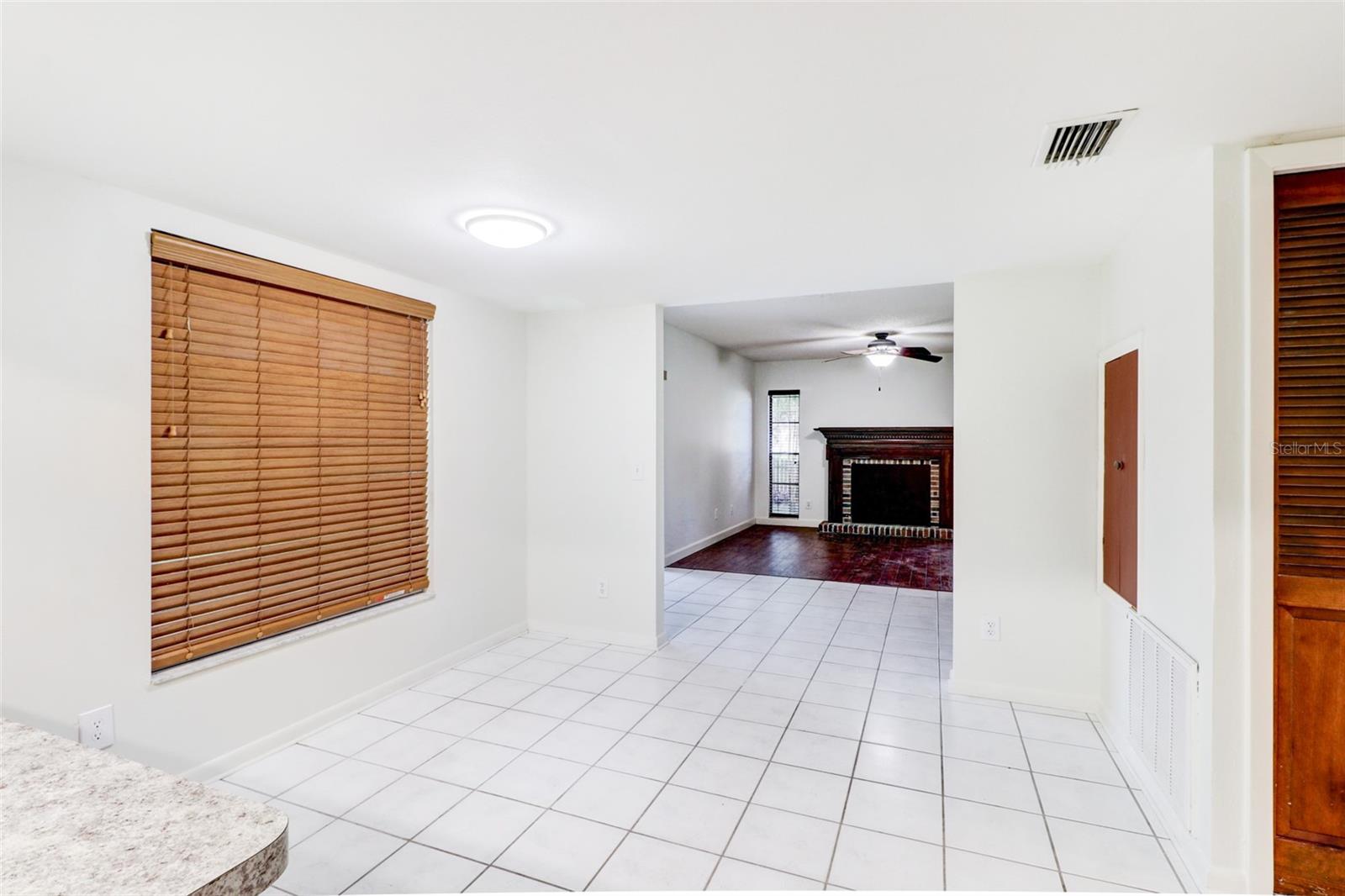 16107 COUNTRY CROSSING DR, TAMPA, FL, 33624