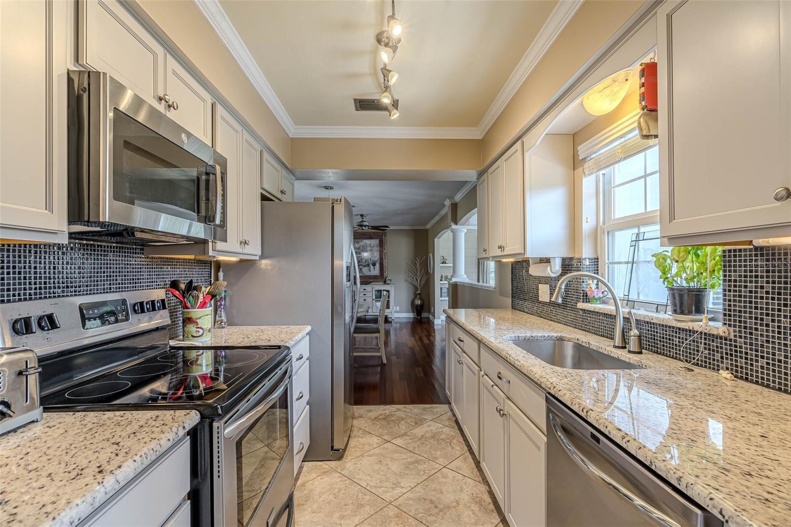 720 SHORE DR, KISSIMMEE, FL, 34744