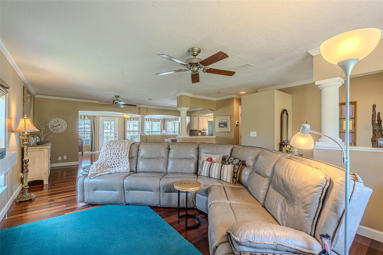 720 SHORE DR, KISSIMMEE, FL, 34744