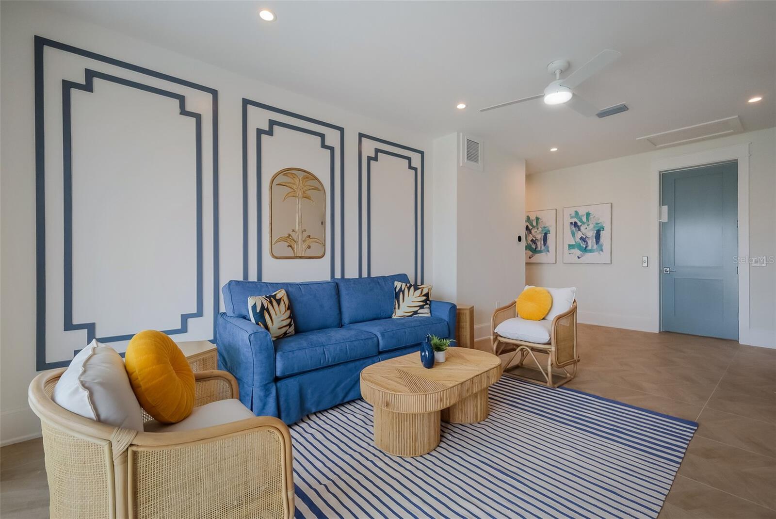 227 S HARBOR DR, HOLMES BEACH, FL, 34217